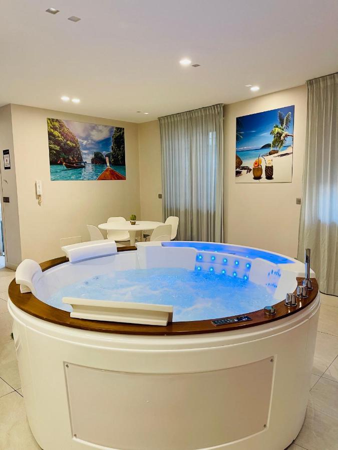 Suite169 In Villa Барі Екстер'єр фото